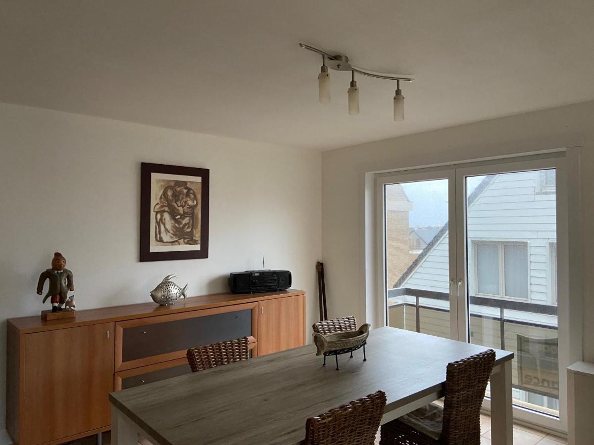 Ruim Zonnig Appartement Op 50M Van Strand Ostende Exterior foto